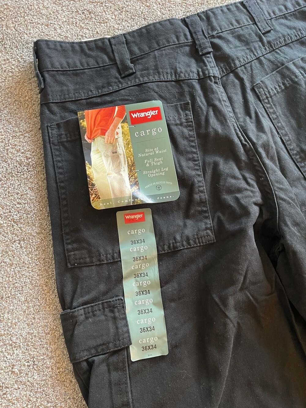 Wrangler Cargo Pants, 36X34 - Picture 3 of 5